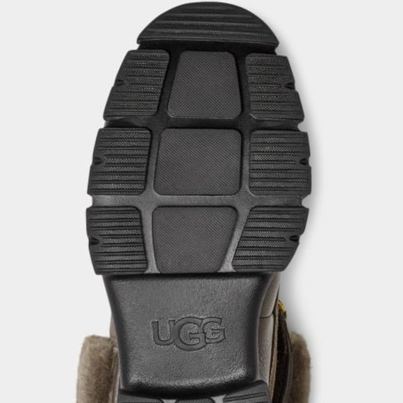 UGG Ashton Addie Boots - Picture 7 of 7